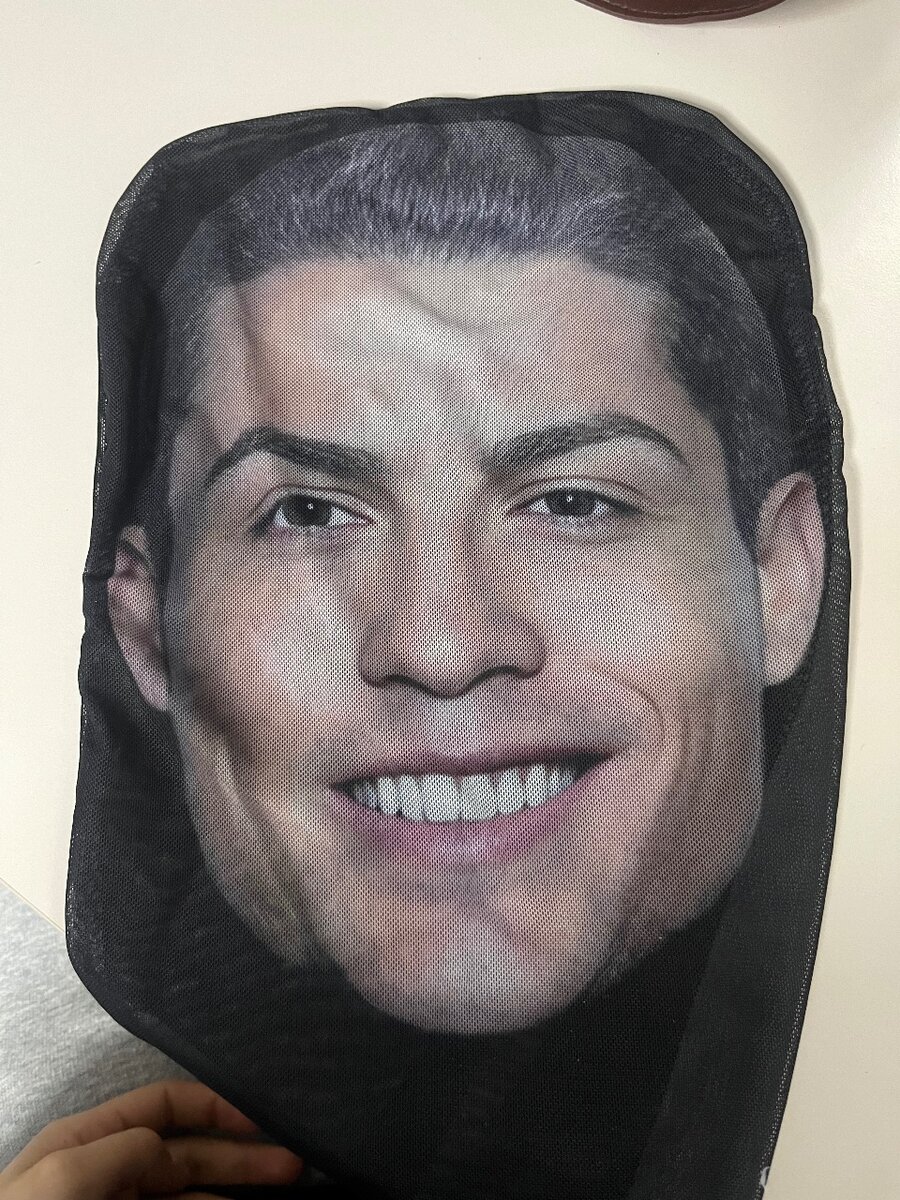 Маска Роналдо