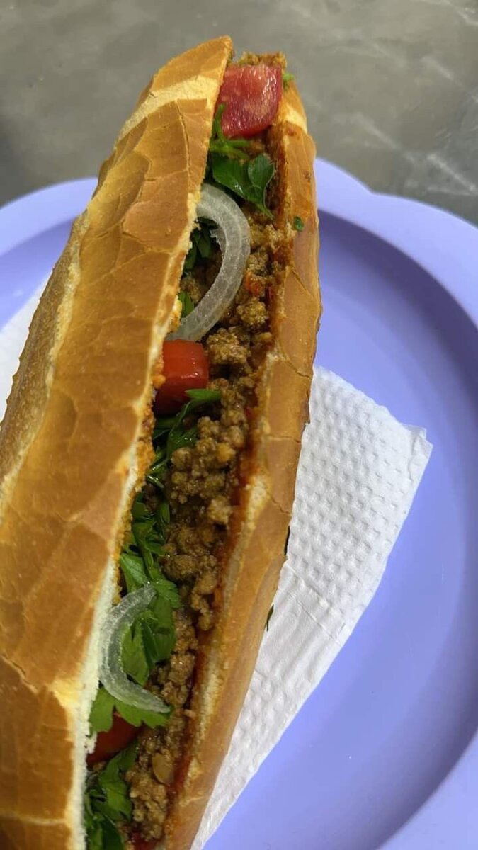 Sandwich et Jus de Fruits 1000