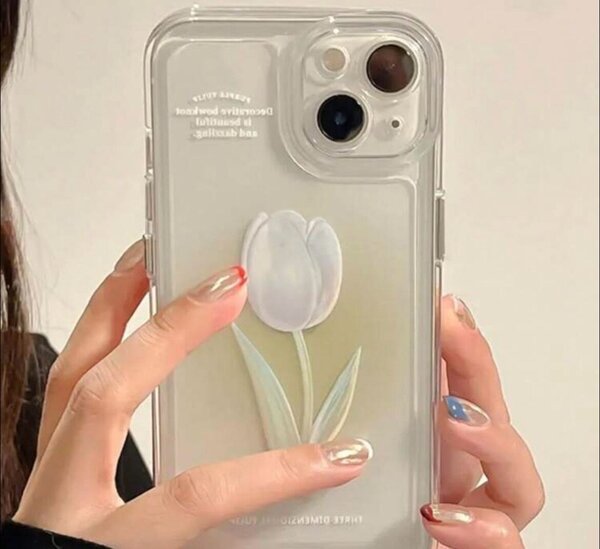 Coque iPhone13 Tulipe Élégante