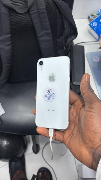 iPhone XR blanc reconditionné