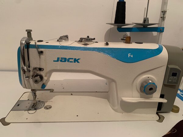 Швейная машинка