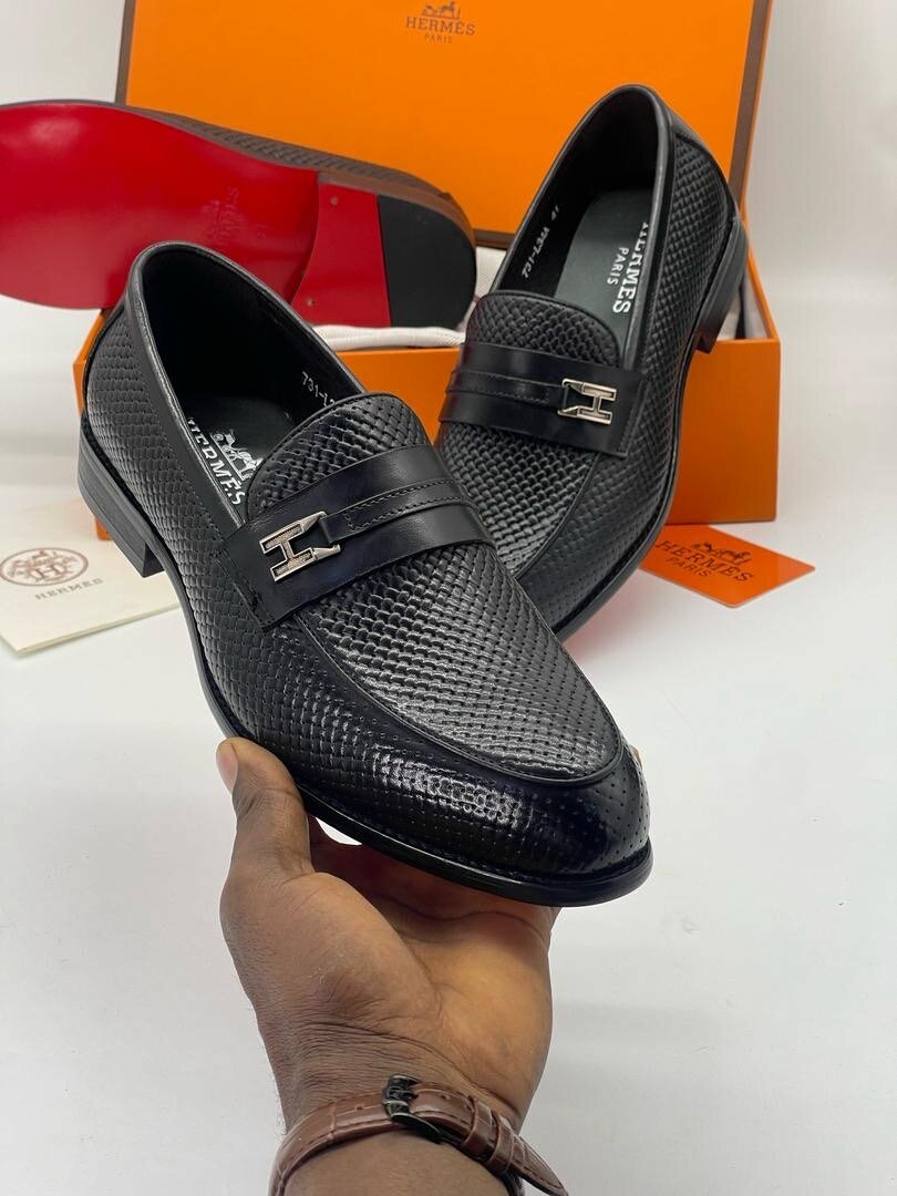 Mens Hermes black shoe