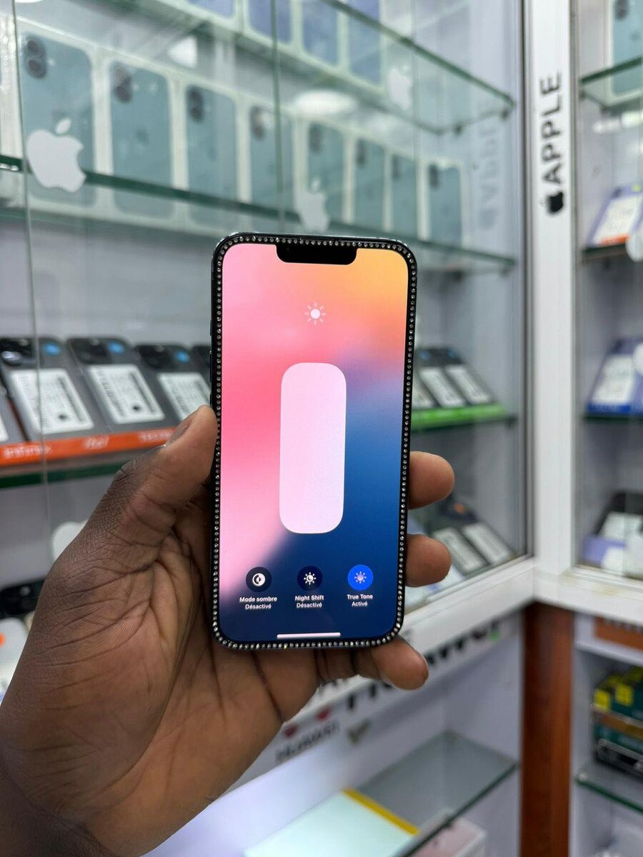 13 pro 128 Go tout passe rapid