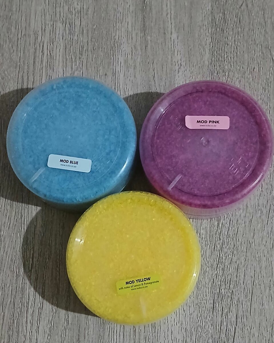 Modern Me Range bath salts