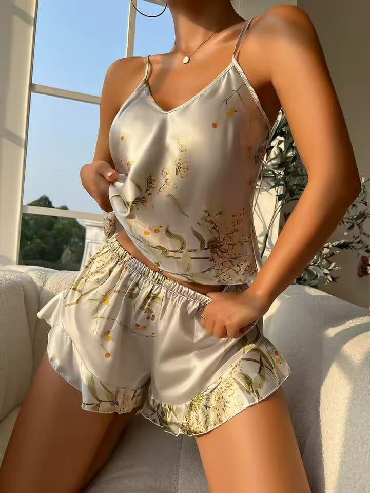Pyjama en satin floral femme