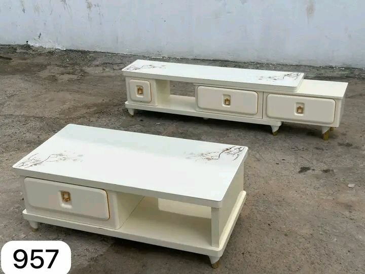 Ensemble de tables TV modernes