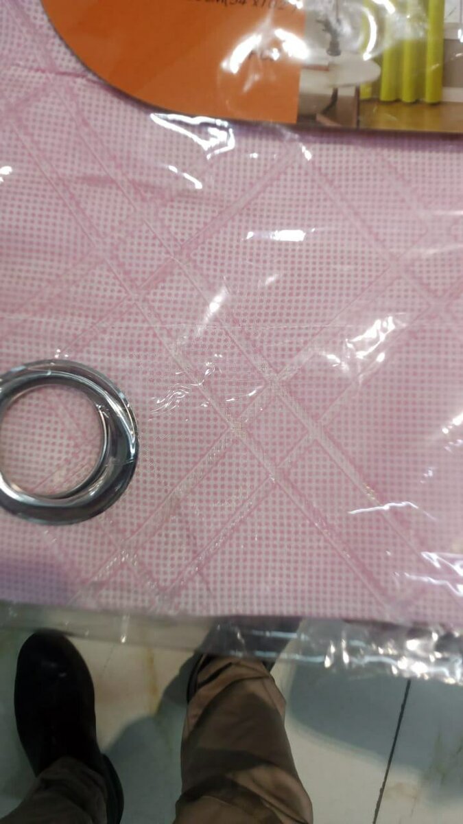 Rideau à œillets rose élégant