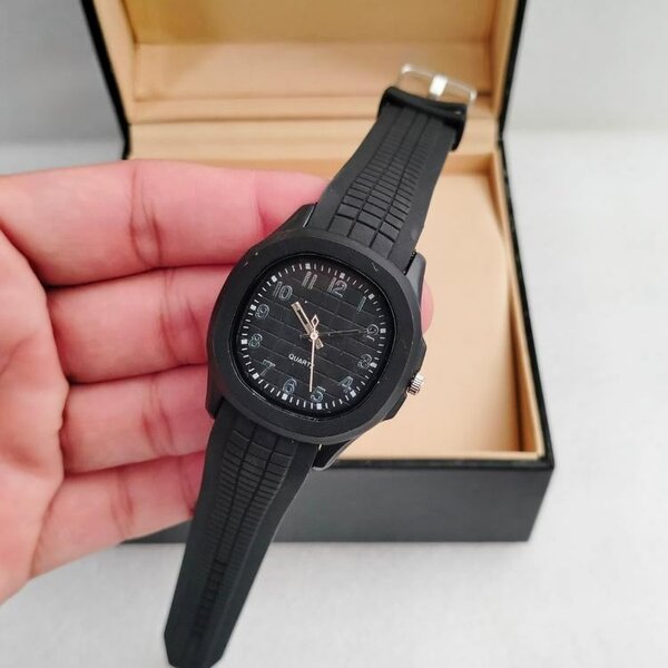 Men's Movement;Quartz, Water Resistant Warch