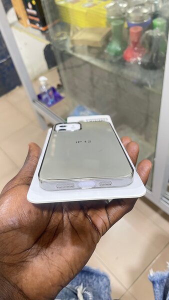 Coque élégante iPhone 12