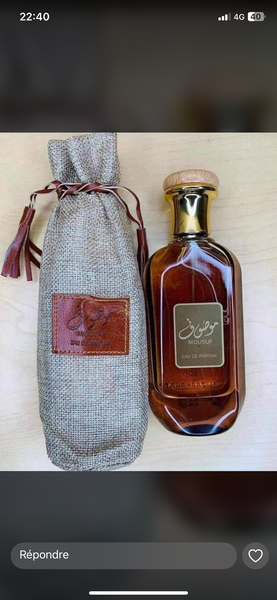 Flacon d'huile parfumée exclusive