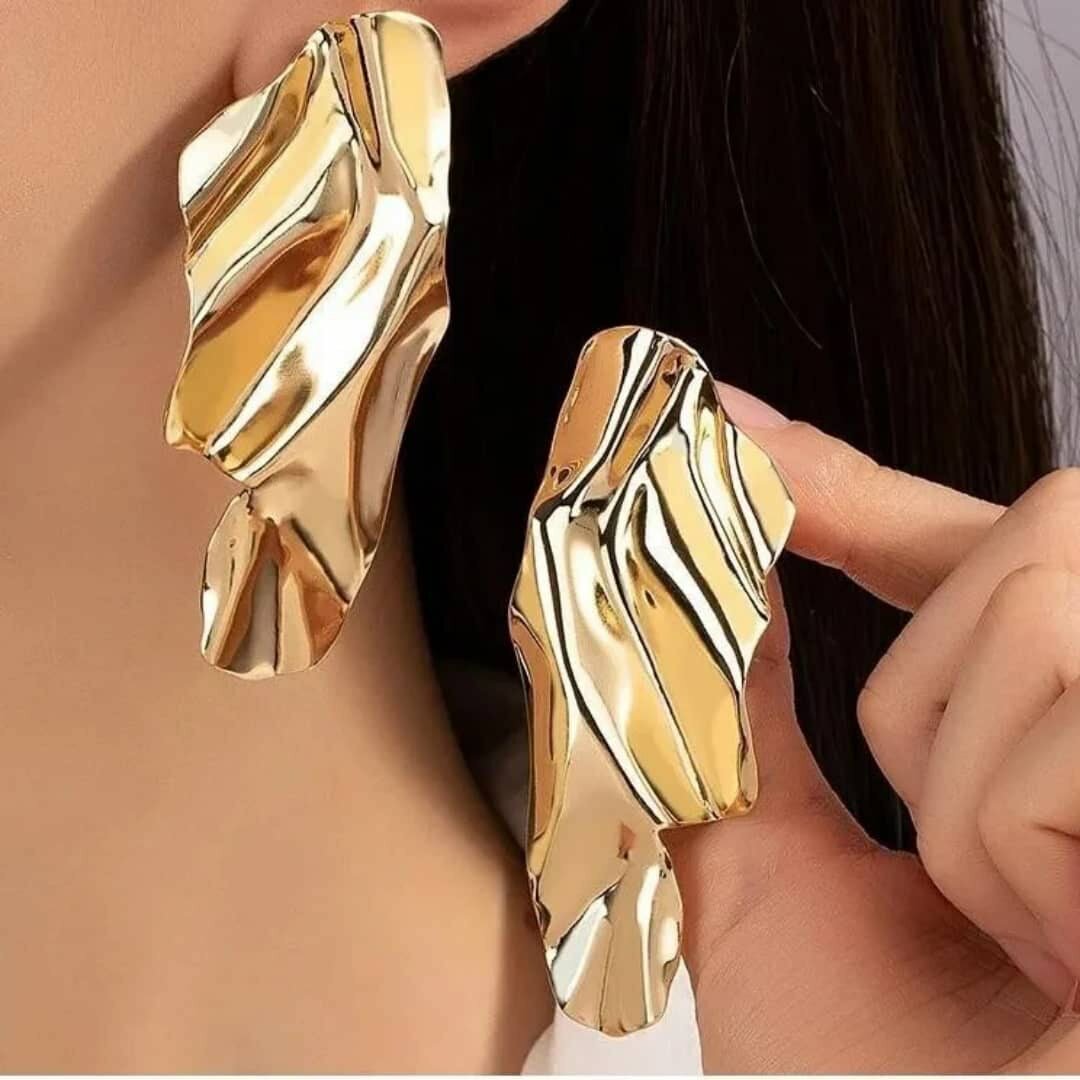 Boucles d'oreilles dorées chic