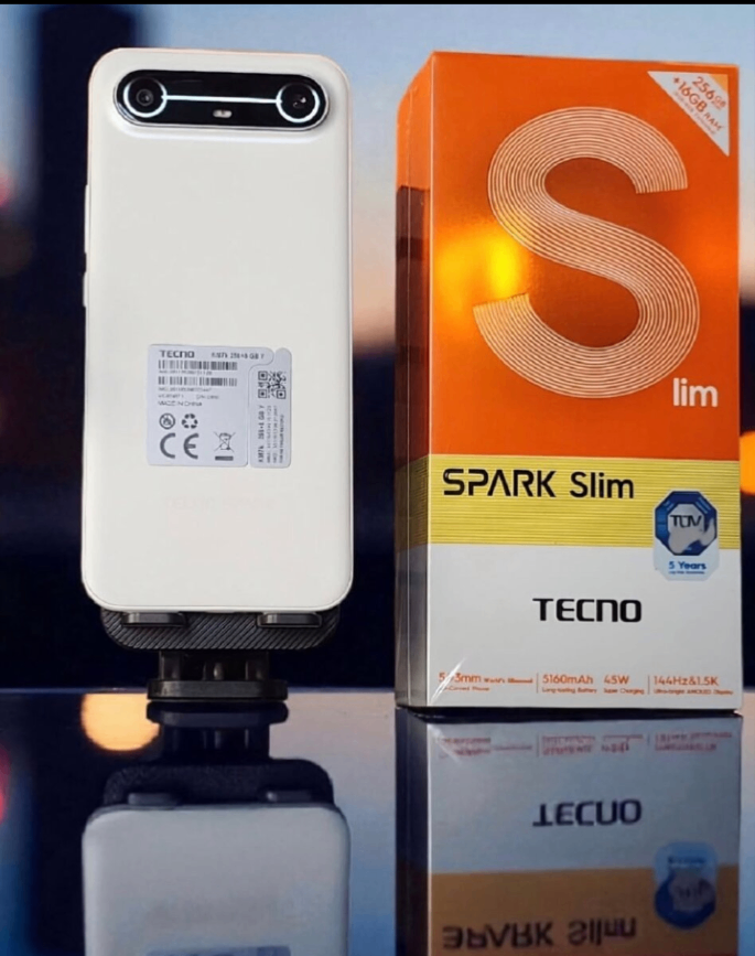 Smartphone Tecno Spark Slim