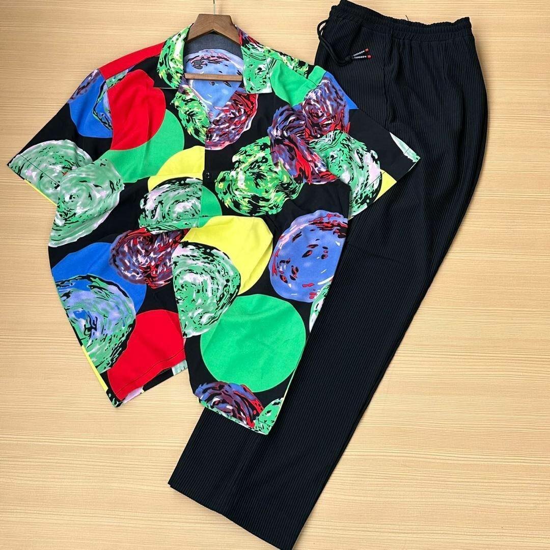 Fashion top and down