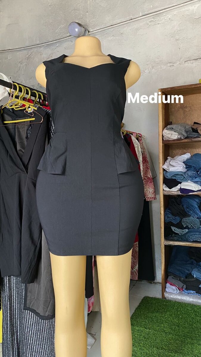 Beautiful and comfortable women's short dress black