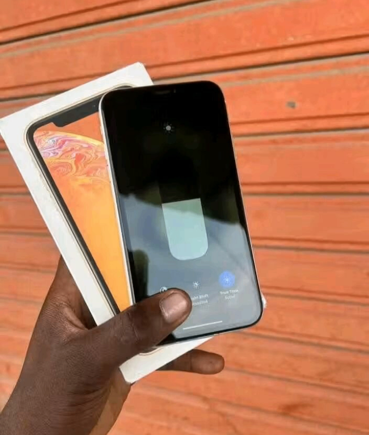 iPhone XR Jaune Neuf