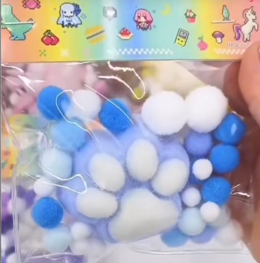 Антистресс таба сквиш лапка котика голубой