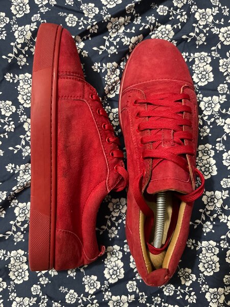 Sneakers en daim rouge