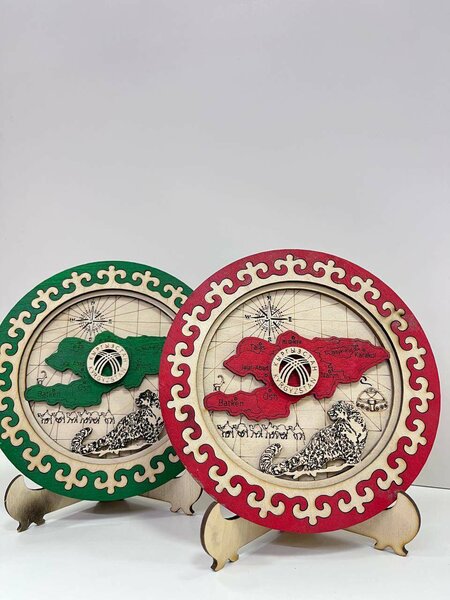 Тарелка деревянная,Тарелка с гербом Юрта для арчи