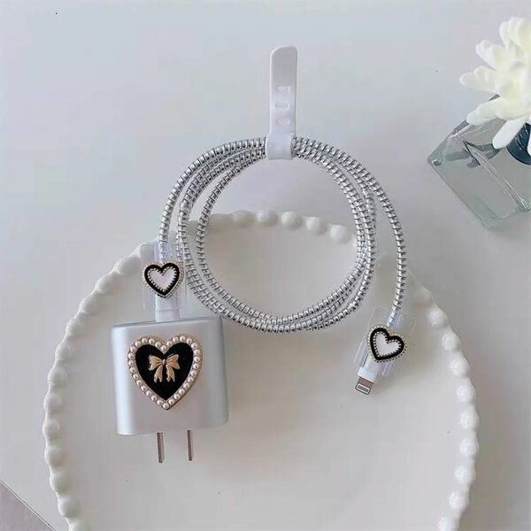 Красивые чехлы для зарядных устройств