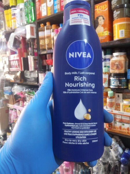 NIVEA Lait Corporel Nourrissant