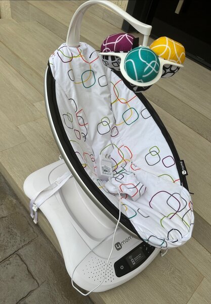 4 moms Mamaroo
