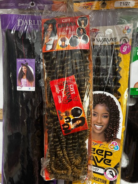 Extensions synthétiques bouclés