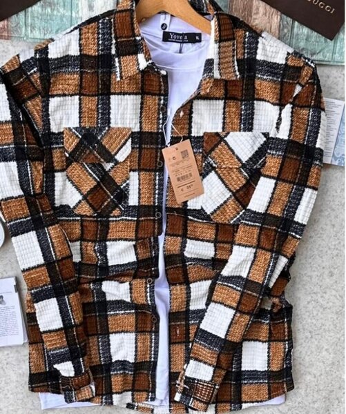 Chemise à carreaux stylée