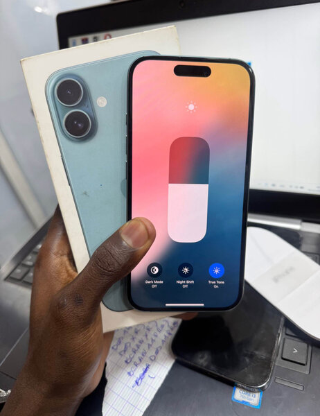 iPhone 16 simple 256GB