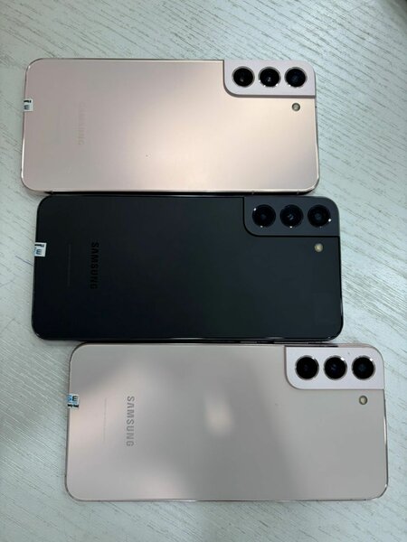 Samsung S22 Plus 8/256Go état