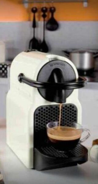 Nespresso inissia cafe