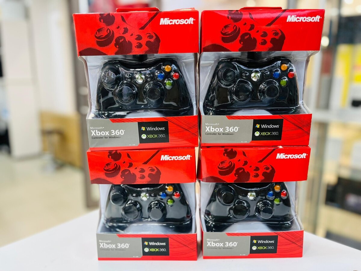 XBOX 360 CONTROLLERS