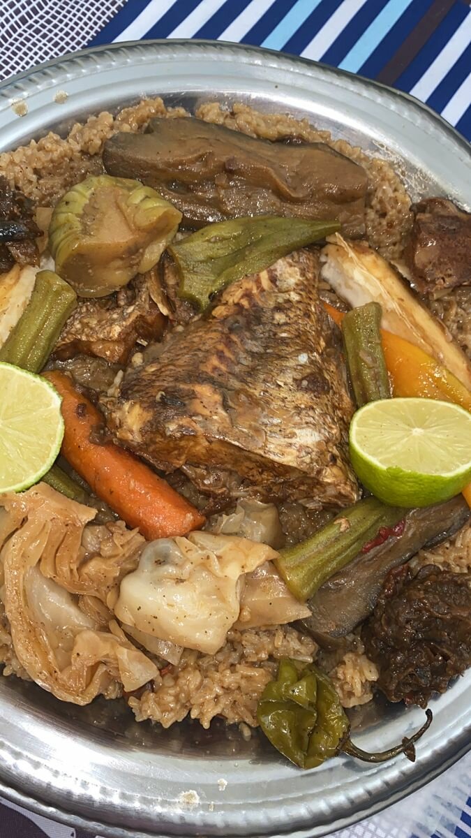 Poisson Grillé avec Riz Parfumé