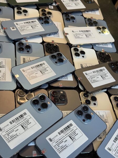 iPhone 13 Pro 128 Go casi neuf