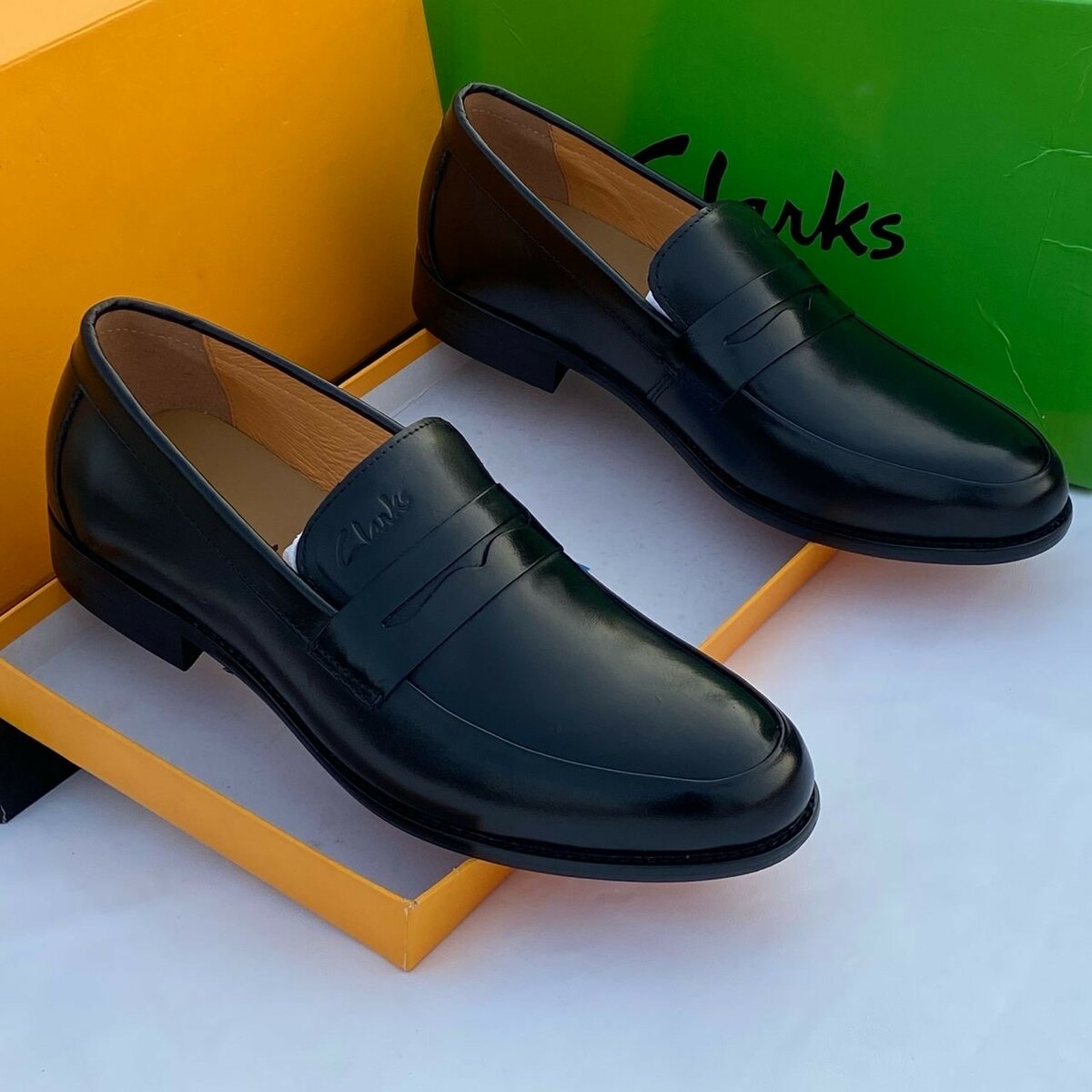 CLARKS EXECUTIVE SHOE