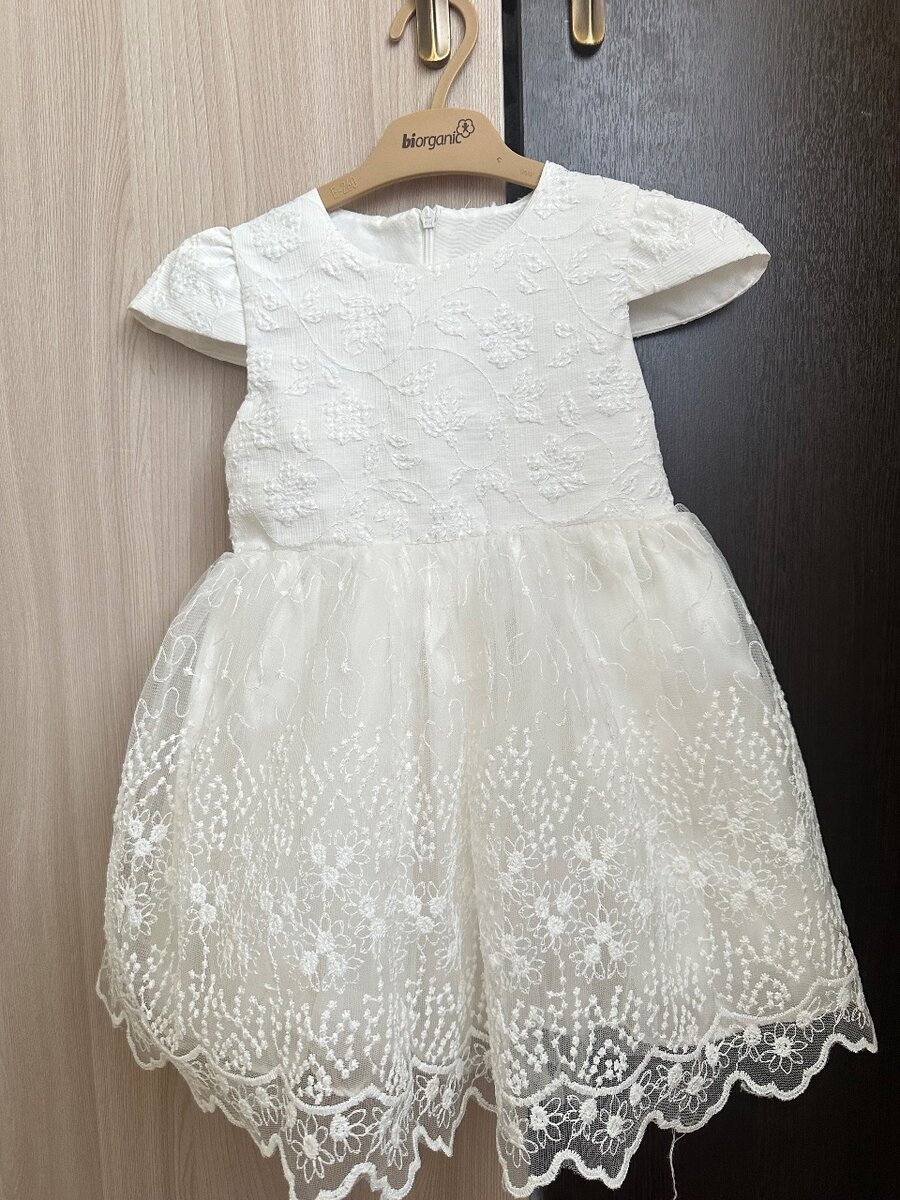 Нарядное платье