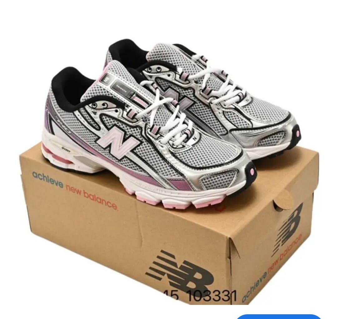 Sneakers New Balance 740 Femme