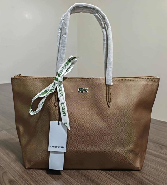 Sac à main Lacoste élégant