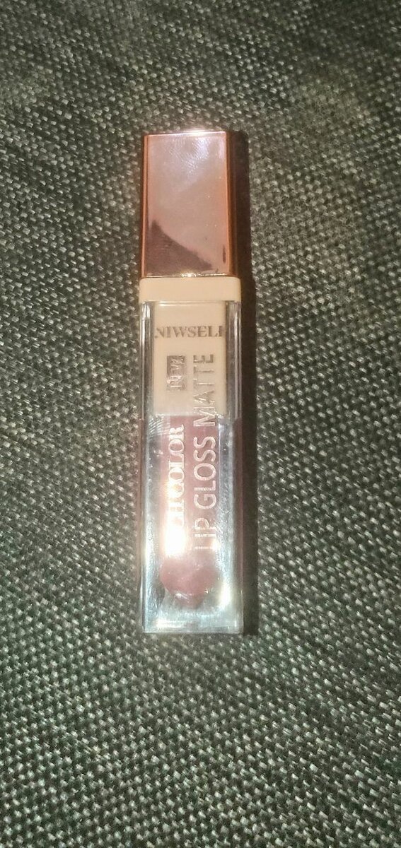 Gloss à lèvres mat longue tenue
