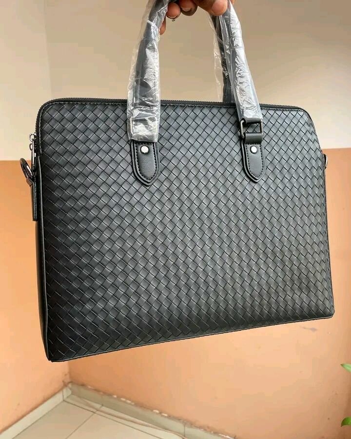 Élégante Sacoche Homme Noir