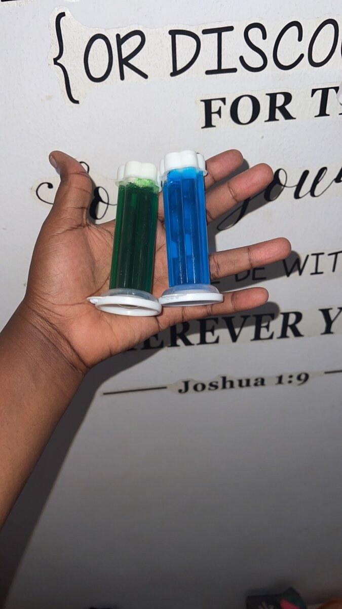 Toothpaste and Brush Holder Dispenser, Bathroom mat and Toil