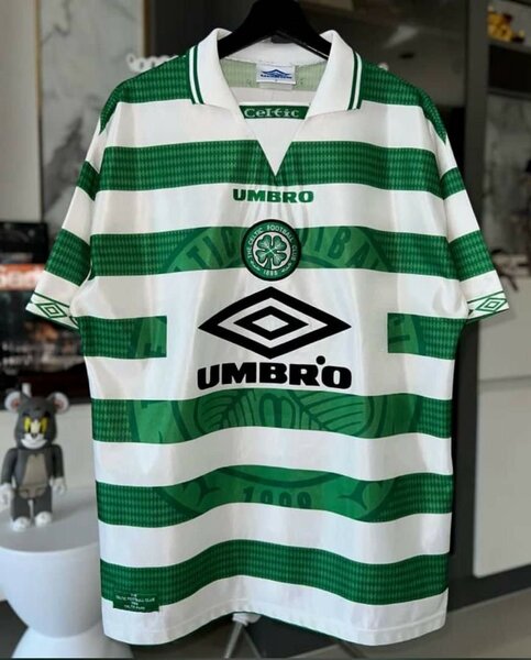 Maillots de football rétro