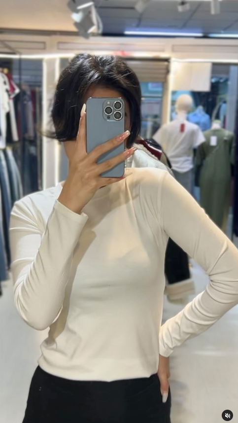 Лонгсливы OYSHO