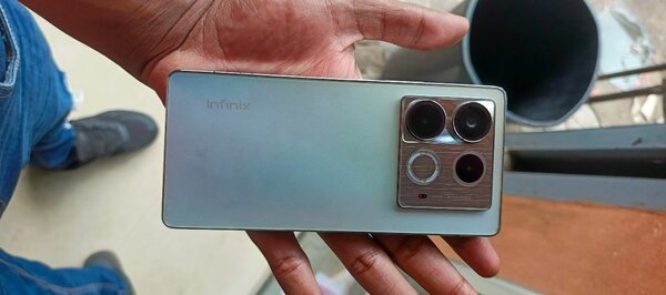 Infinix Note 40