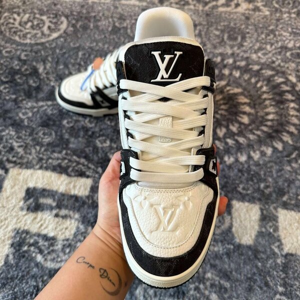 Chaussure Louis Vuitton