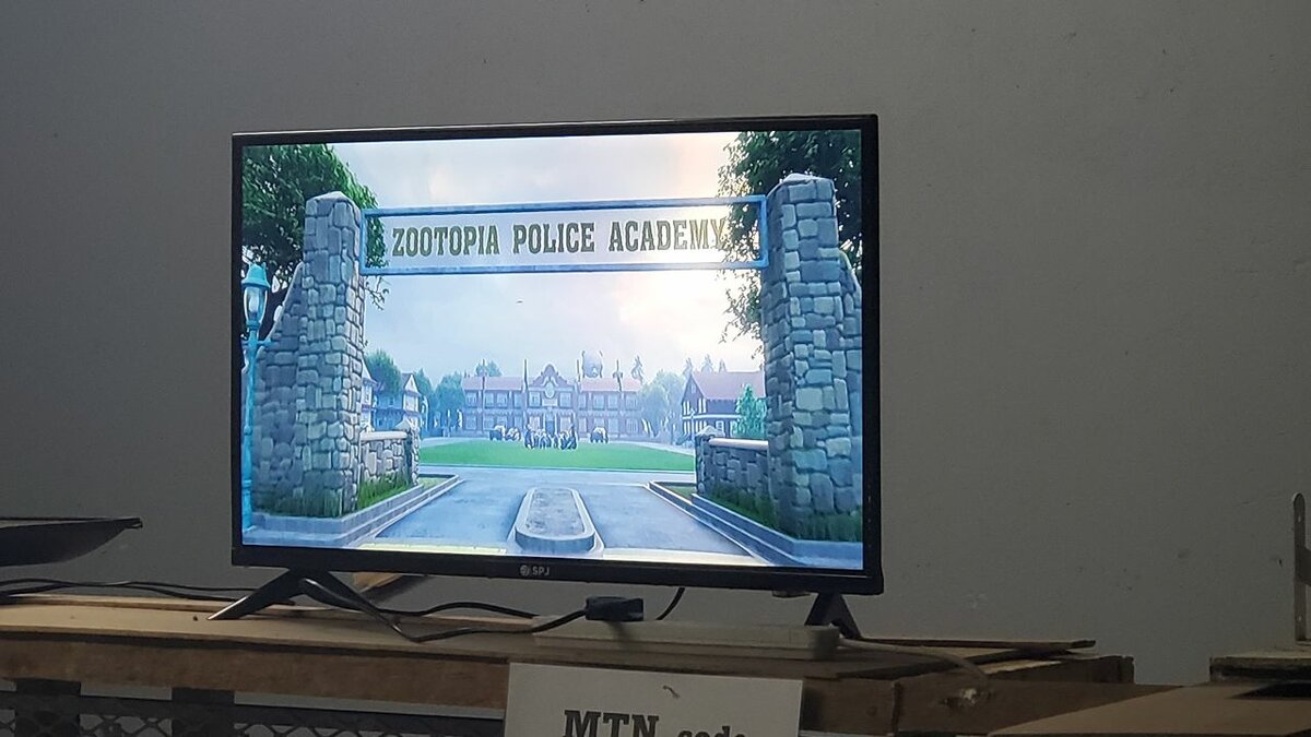 SPJ 32" Frame less plasma TV