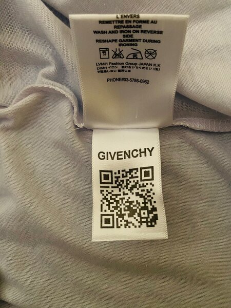 ORIGINAL GIVENCHY T SHIRT