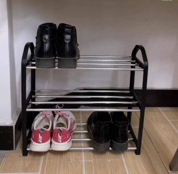 Étagère à chaussures simple