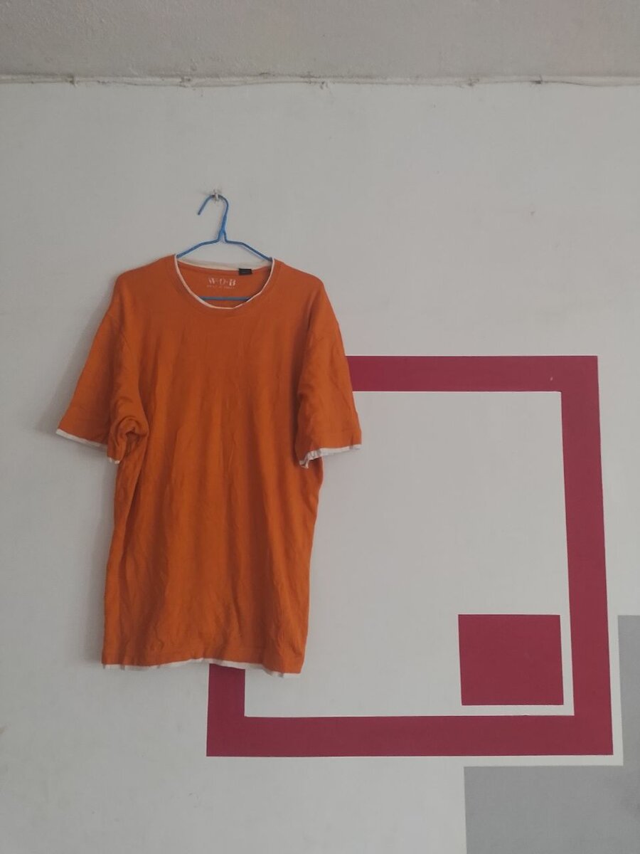 T-shirt orange casual