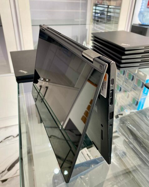 Lenovo Thinkpad X13 Yoga