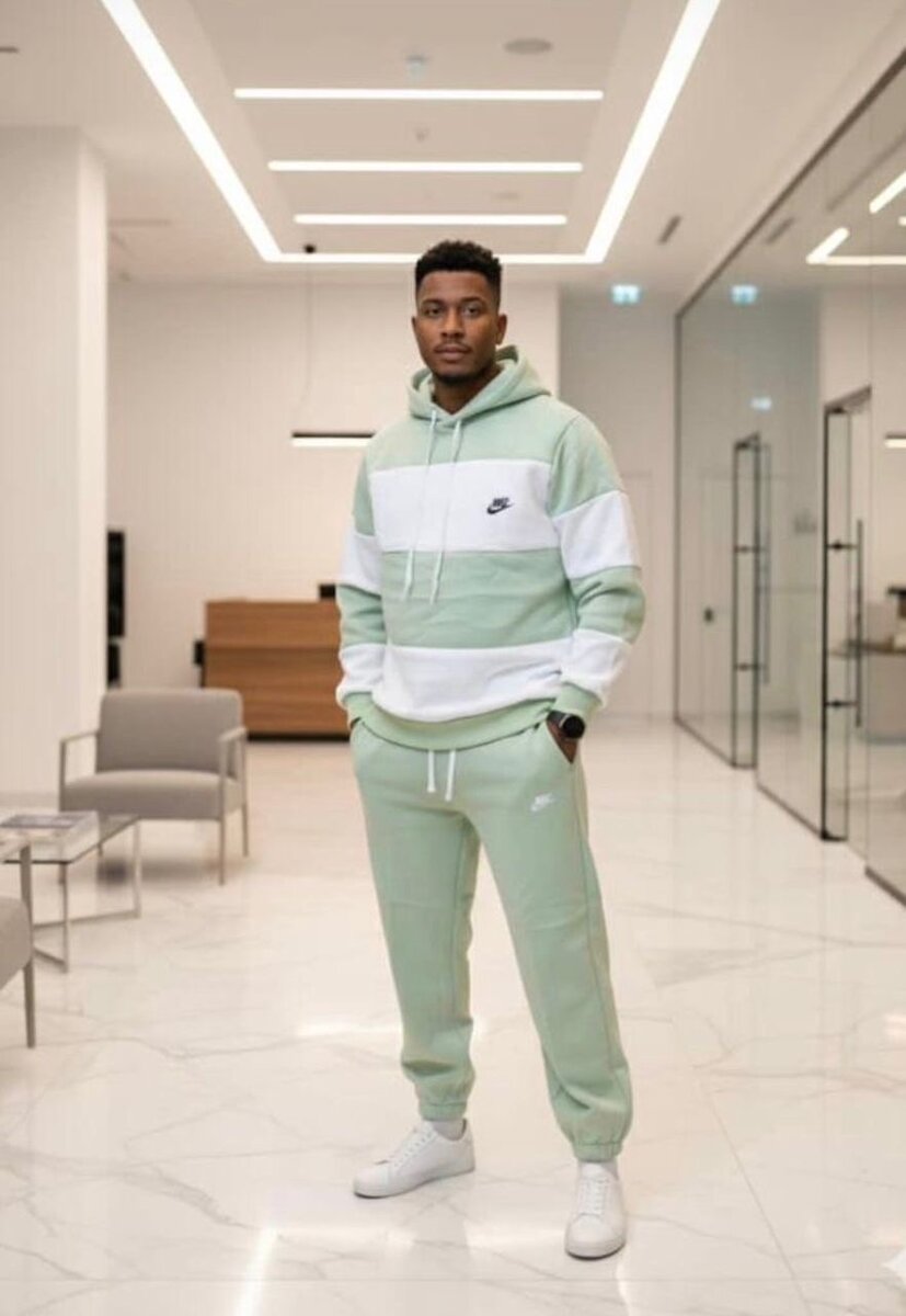 Ensemble de survêtement à capuche Nike